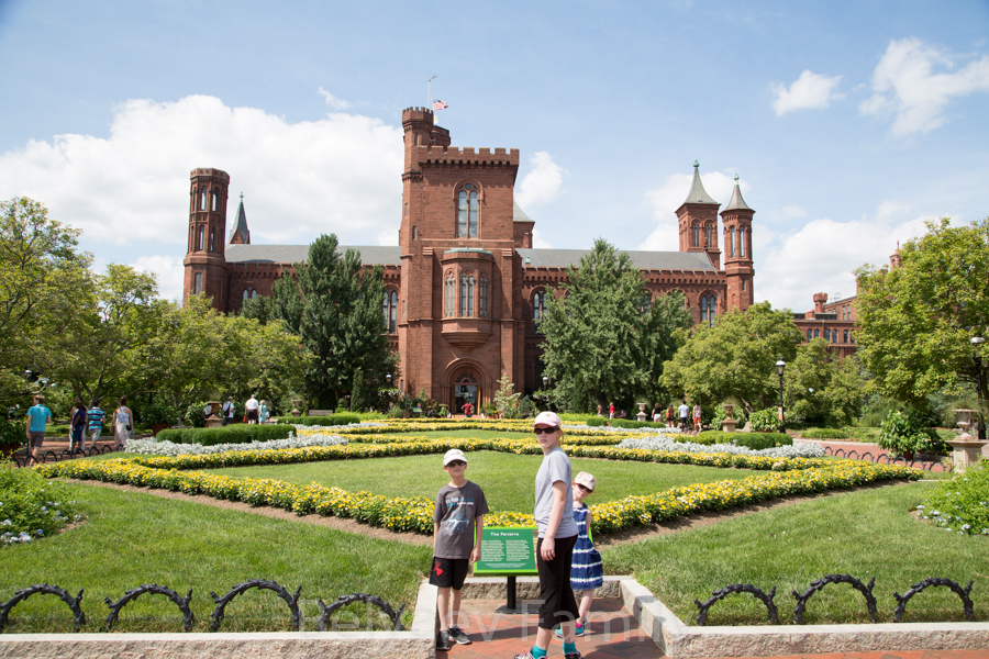 Smithsonian Замок
