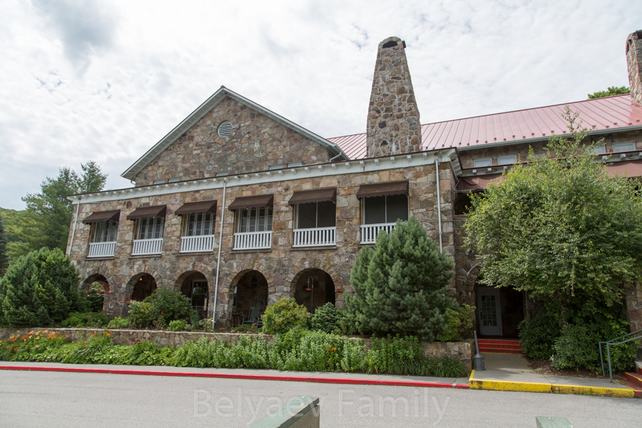 Mountain Lake Lodge, пока что я не могла его узнать